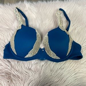 Soma embraceable full coverage lace trim bra 34C